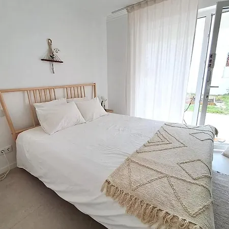 Surf Aroeira Suite, 8 Min Beach, 25 Min Lisbon Apartamento Aroeira (Setubal)